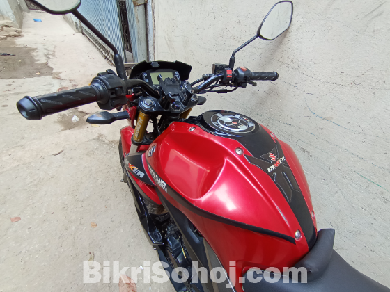Suzuki gixxer monotone 2015